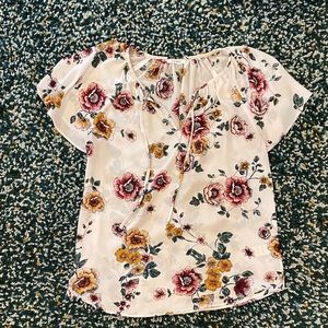 Floral flutter sleeve top